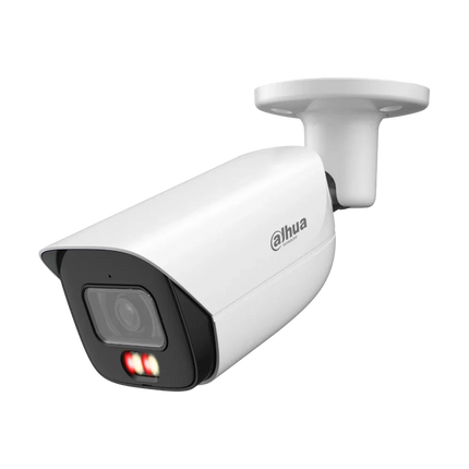 Dahua HFW3867E Smart Dual Light — 30m warm-light full-colour night vision comparison vs 30m IR