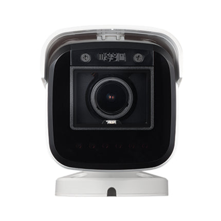 Secure enterprise perimeter installation using the IDIS DC-T4538WRA AI camera for real-time human and vehicle deep-learning classification.
