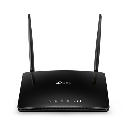 TP-Link Archer MR402 AC1200 Wireless Dual Band 4G LTE Router with two detachable external LTE antennas.