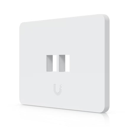 Ubiquiti horizontal keystone wall plate mounted flush on wall outlet
