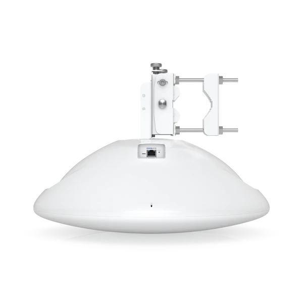 Ubiquiti UISP Wave Long-Range, 60 GHz PtMP station powered by Wave Technology